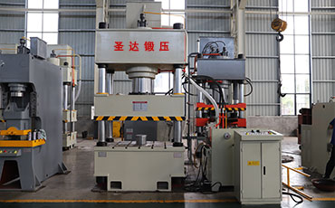 四柱液壓機價格因素有哪些？